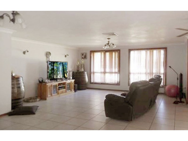 74 Scott Street, Scone NSW 2337