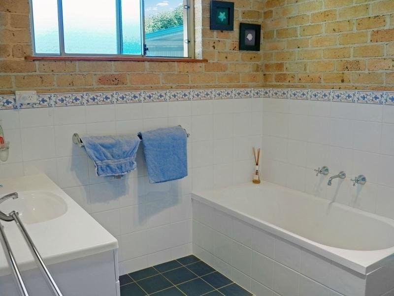 11 Halstead Close, Scone NSW 2337