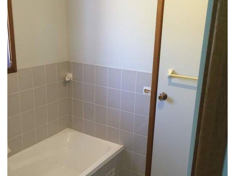 16 Gray Street, Scone NSW 2337