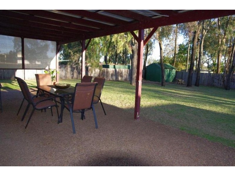 27 Nyarra Street, Scone NSW 2337