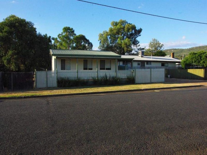 126 St Aubins Street, Scone NSW 2337