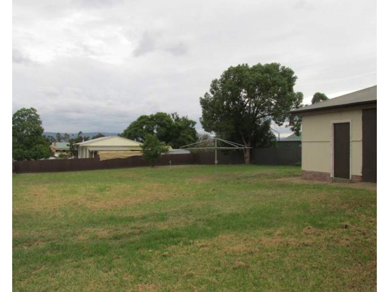 39 Mount Street, Aberdeen NSW 2336