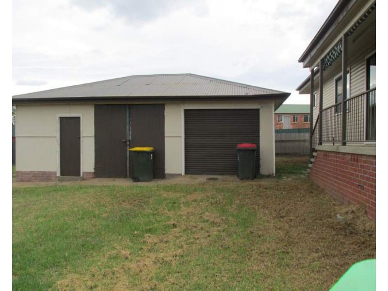 39 Mount Street, Aberdeen NSW 2336