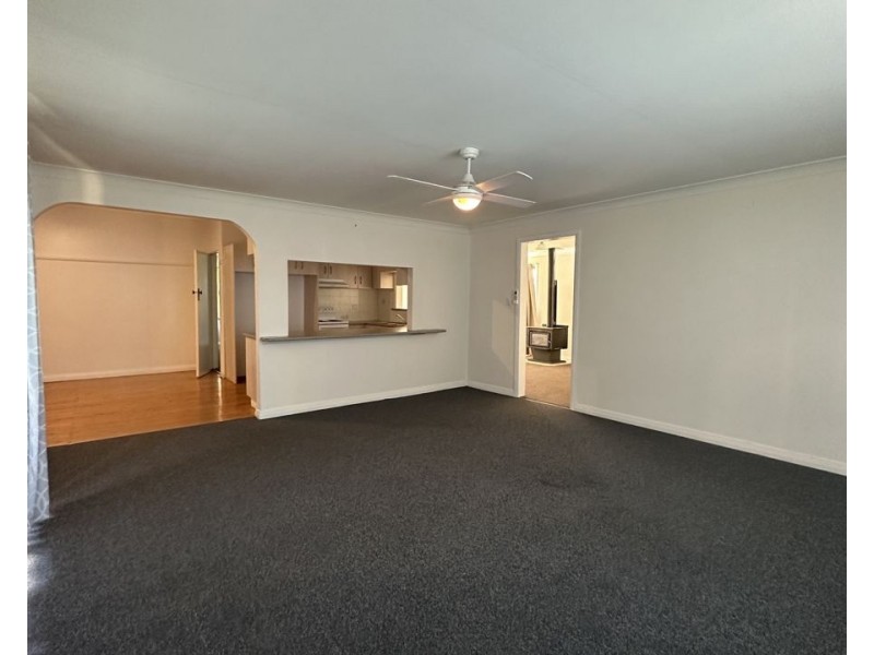 39 Mount Street, Aberdeen NSW 2336
