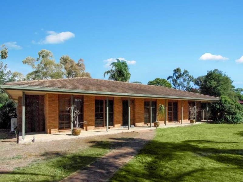 15 Davies Street, Scone NSW 2337