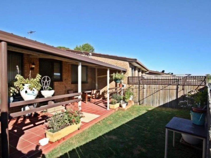 8/9 Joan Street, Scone NSW 2337