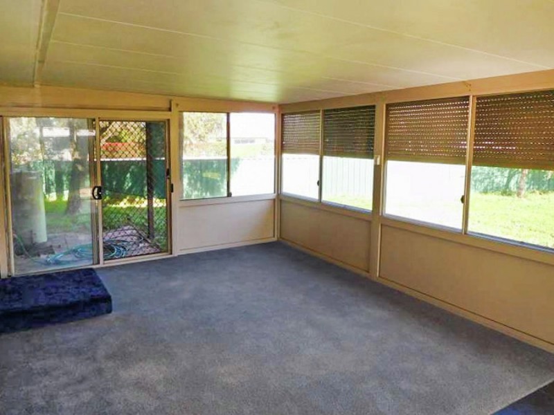 2 Seaward Avenue, Scone NSW 2337