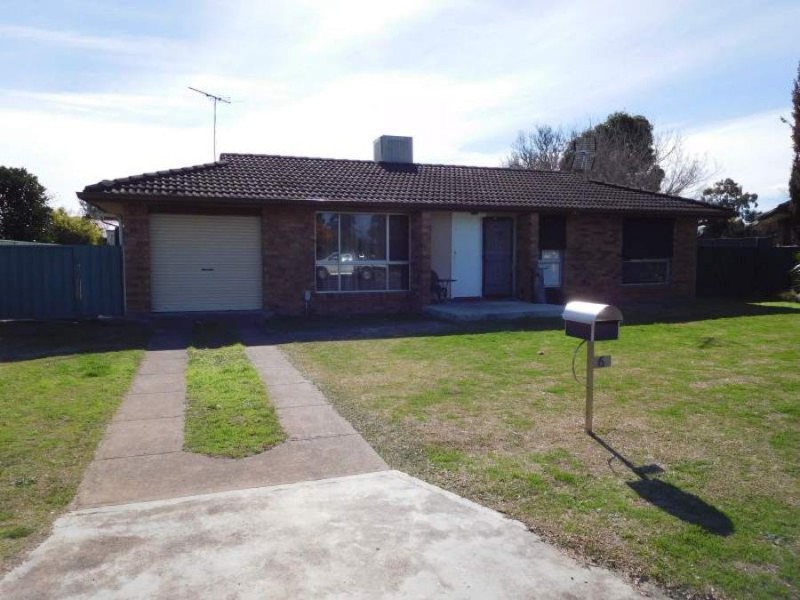 6 Davies Street, Scone NSW 2337