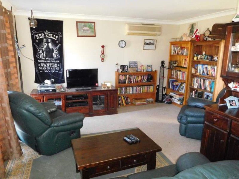 6 Davies Street, Scone NSW 2337