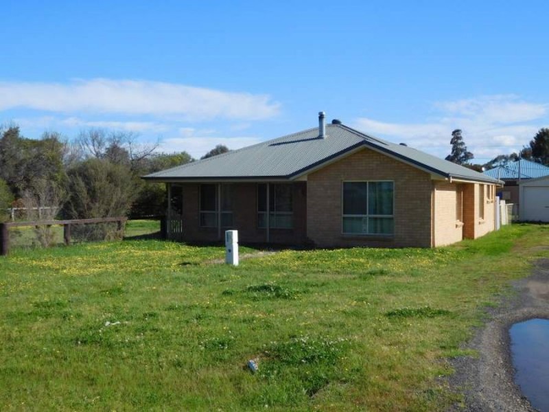 55 Gray Street, Scone NSW 2337