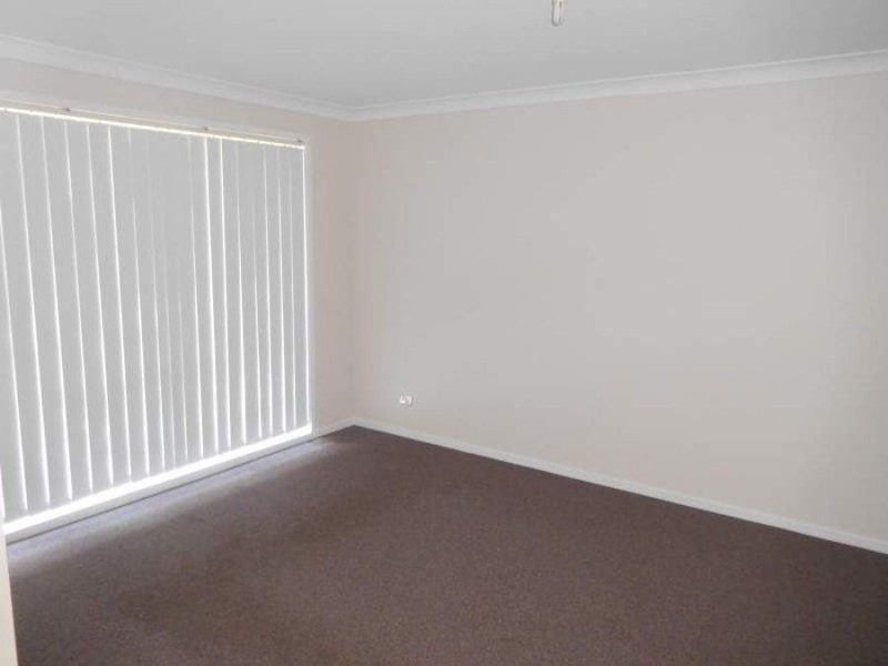 4/61 Satur Road, Scone NSW 2337