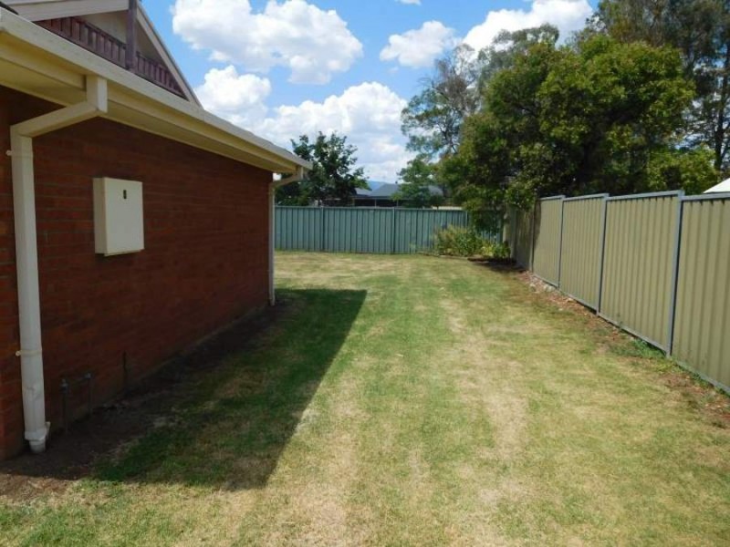 4/61 Satur Road, Scone NSW 2337