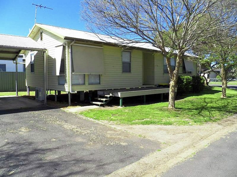 2/22 Mount Street, Scone NSW 2337