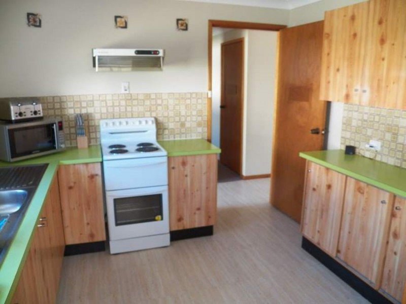 2/22 Mount Street, Scone NSW 2337