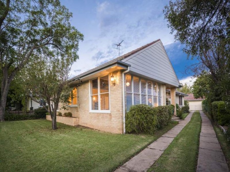 60 Oxford Road, Scone NSW 2337