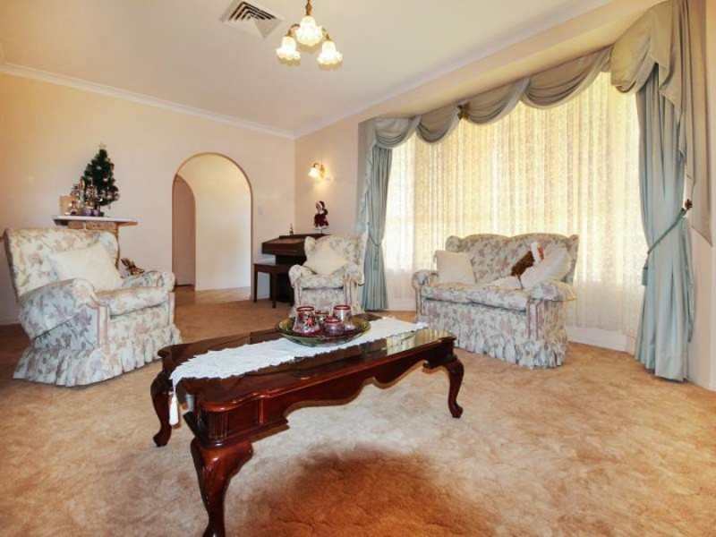 4 Stanstead Close, Scone NSW 2337