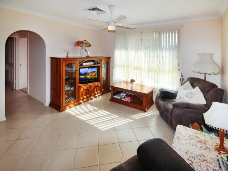 4 Stanstead Close, Scone NSW 2337