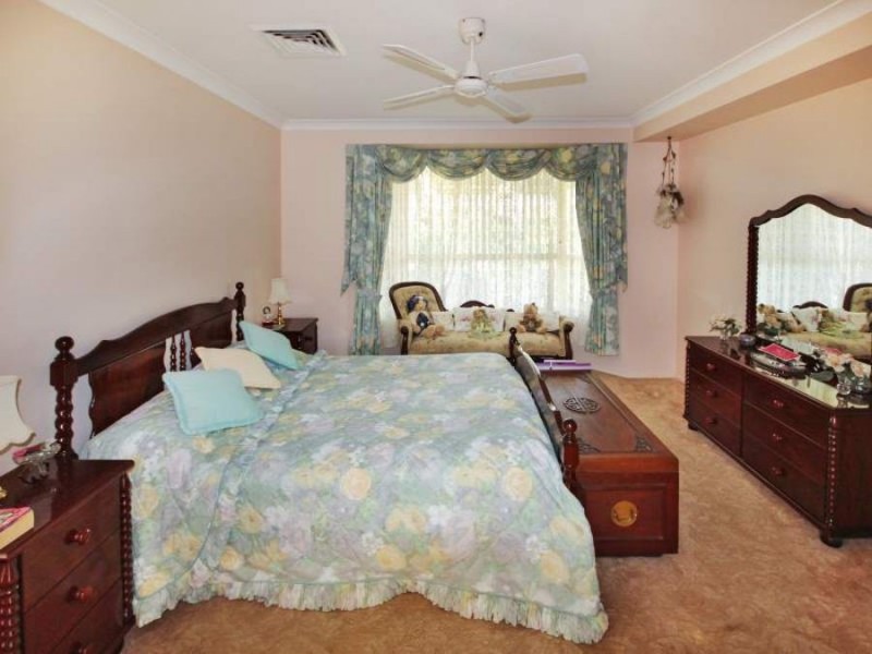 4 Stanstead Close, Scone NSW 2337