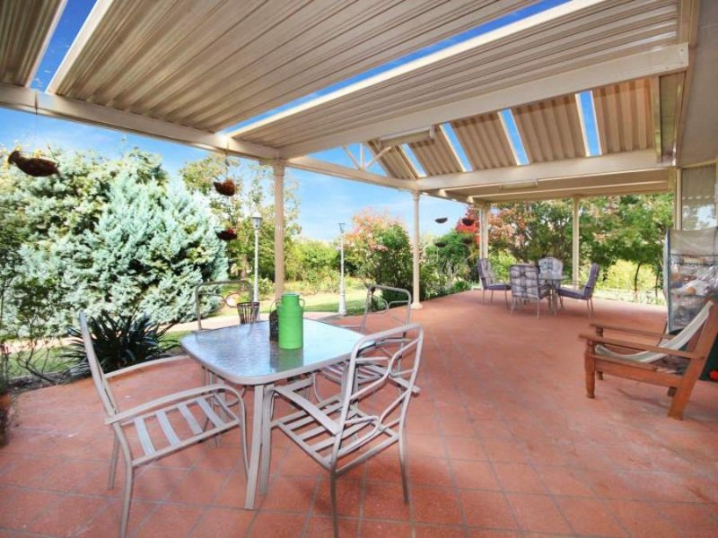 4 Stanstead Close, Scone NSW 2337