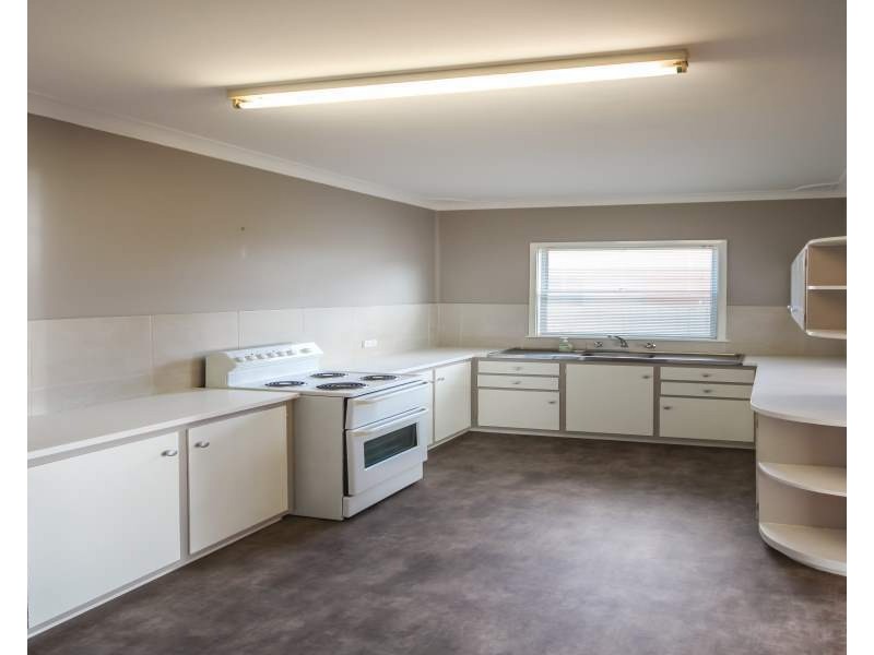 43 Waverley Street, Scone NSW 2337