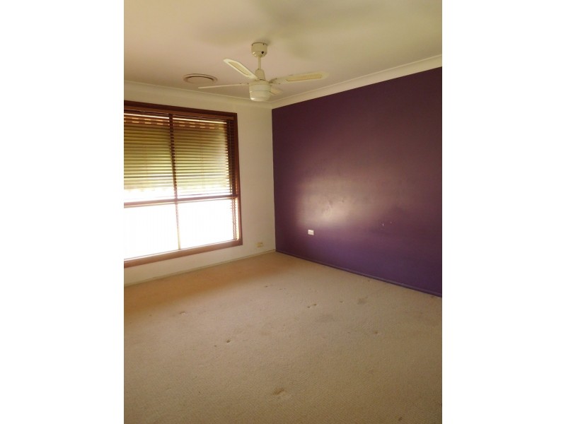 2 Lang Place, Scone NSW 2337