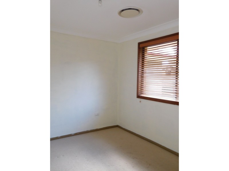 2 Lang Place, Scone NSW 2337