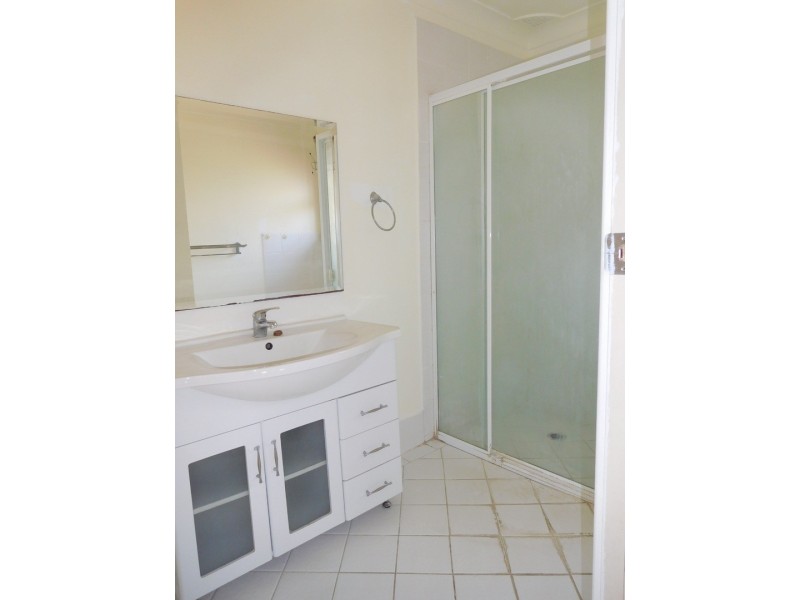 2 Lang Place, Scone NSW 2337