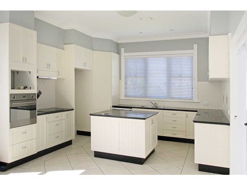 52 Guernsey Street, Scone NSW 2337