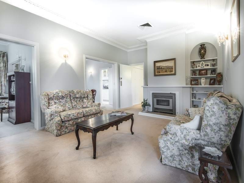 60 Oxford Road, Scone NSW 2337