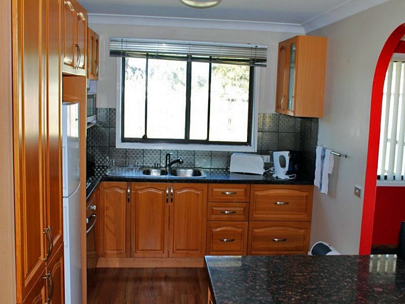 17 Nyarra Street, Scone NSW 2337
