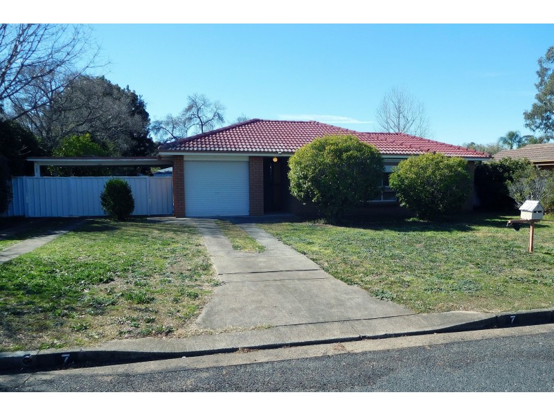 7 Parbury Place, Scone NSW 2337