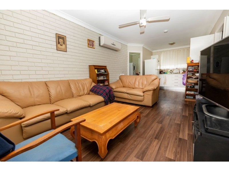 4/11 Joan Street, Scone NSW 2337