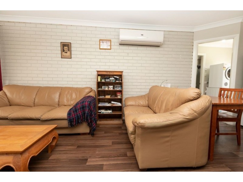 4/11 Joan Street, Scone NSW 2337