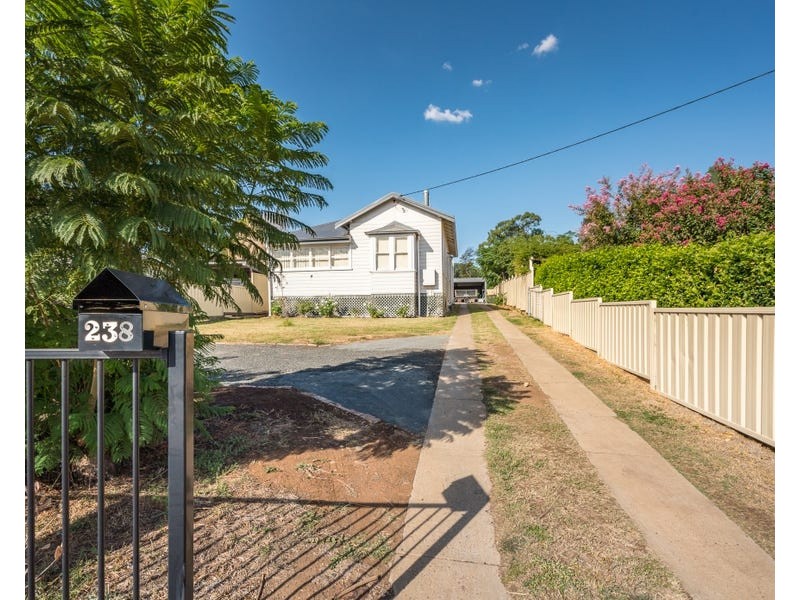 238 Kelly Street, Scone NSW 2337