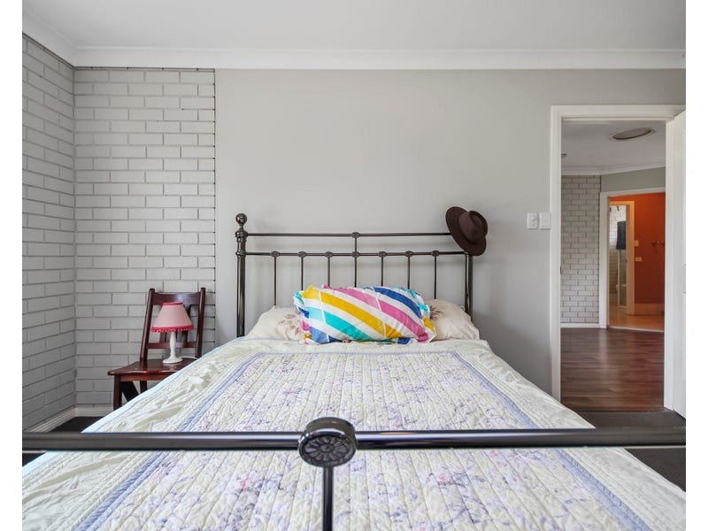 2/11 Joan Street, Scone NSW 2337