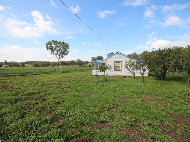 85 River Road, Blandford NSW 2338