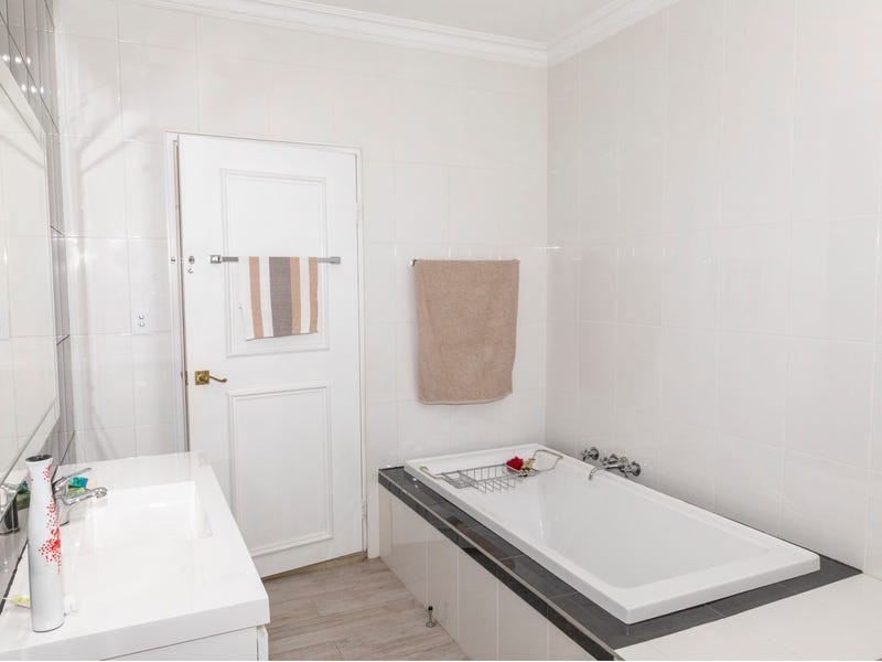 50 Ollerton Drive, Owens Gap NSW 2337