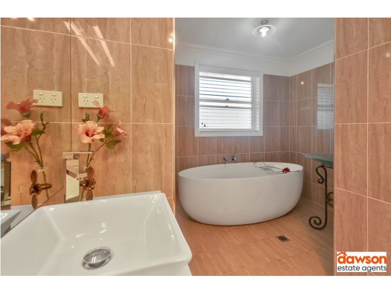 25 Redbank Drive, Scone NSW 2337