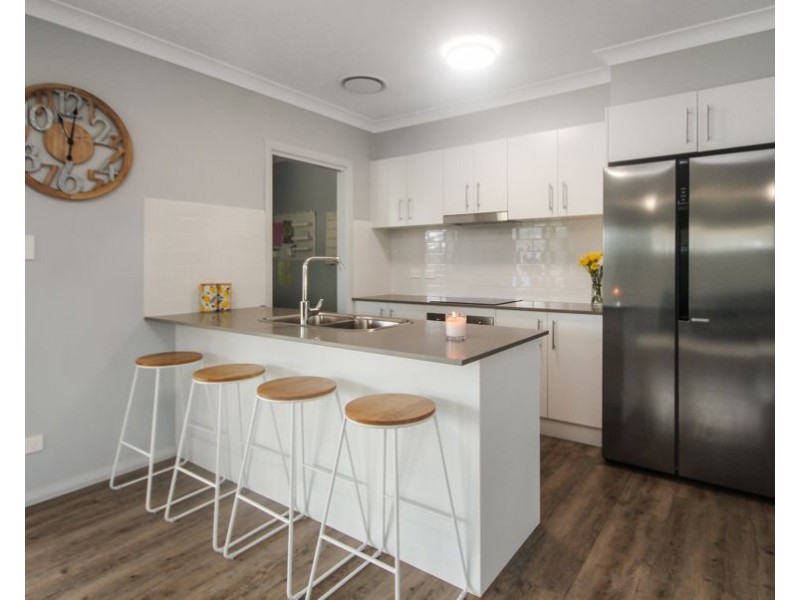 74 Ollerton Drive, Scone NSW 2337