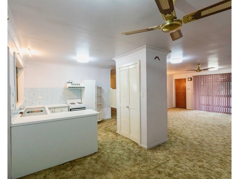 10 Mackenzie Street, Aberdeen NSW 2336