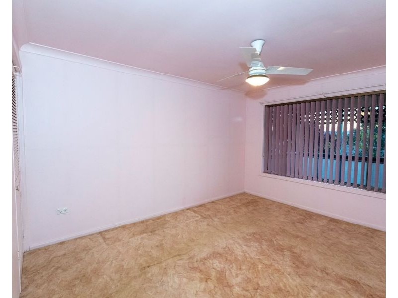 10 Mackenzie Street, Aberdeen NSW 2336