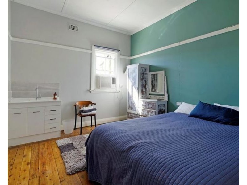 134-136 Kelly Street, Scone NSW 2337