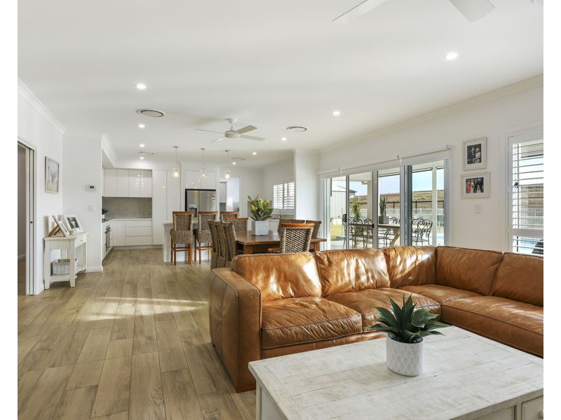4 Bakewell Circuit, Scone NSW 2337