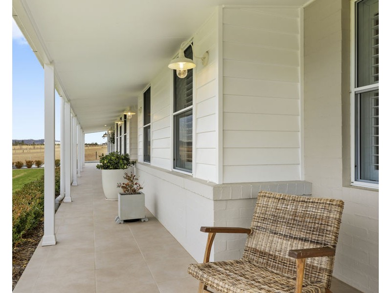 4 Bakewell Circuit, Scone NSW 2337