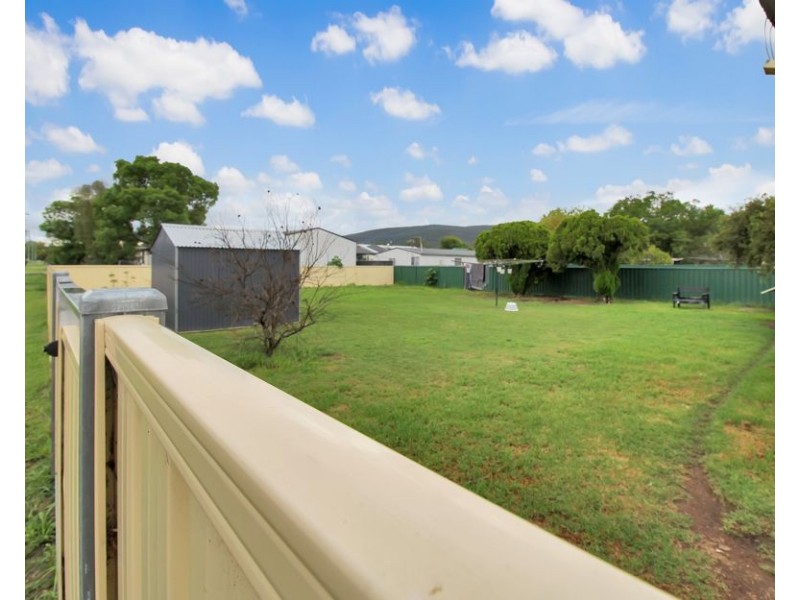 30 Hill Street, Scone NSW 2337