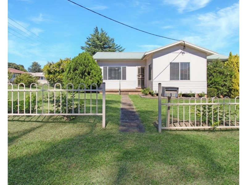 191 Liverpool Street, Scone NSW 2337