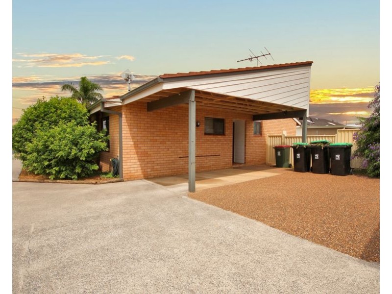 2/65 Satur Road, Scone NSW 2337