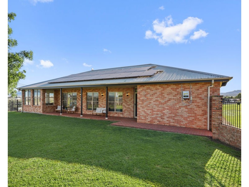 411 Middlebrook, Scone NSW 2337