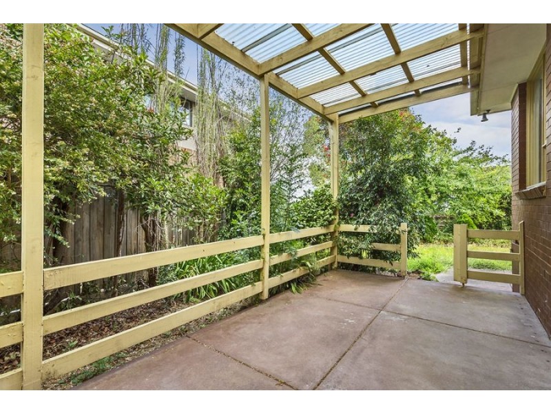 6 Phoenix Court, Doncaster East VIC 3109