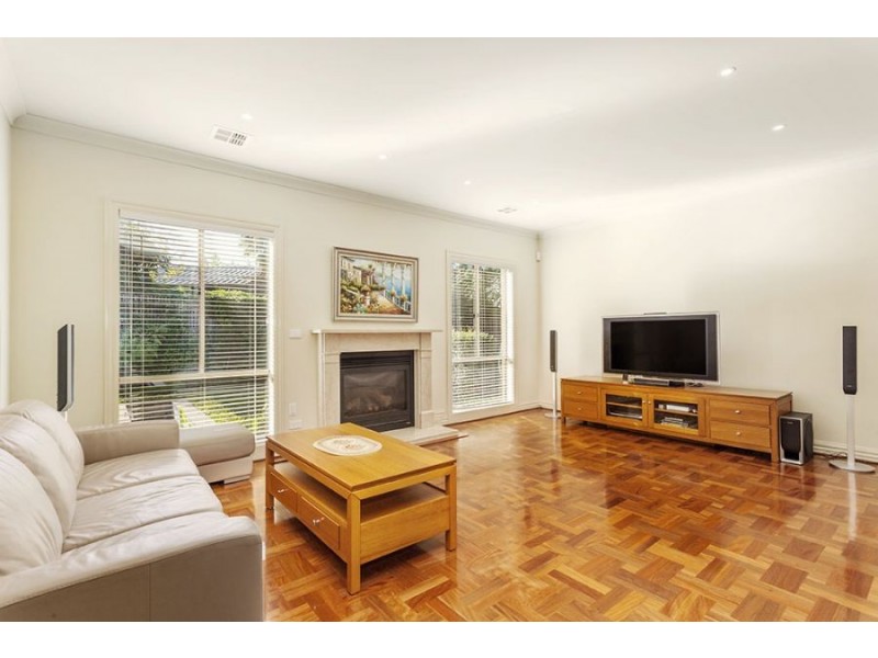 10 Narrak Road, Balwyn VIC 3103